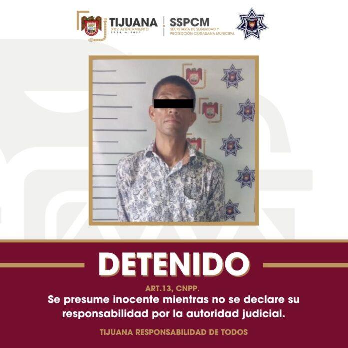 Capturan elementos municipales de Tijuana a presunto asaltante de tiendas Oxxo en posesión de droga