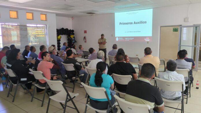 CERCA DE 300 CHOFERES DE MEXICALI SE CAPACITAN PARA BRINDAR UN MEJOR SERVICIO DE TRANSPORTE A LA COMUNIDAD.lasnoticias.info