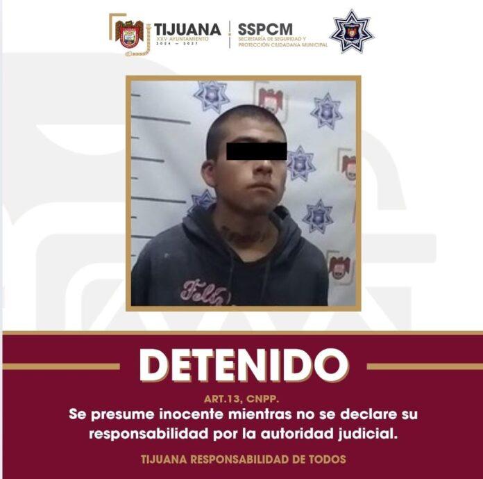 Asegura Policía Municipal a presunto responsable de robo con violencia en tienda Oxxo