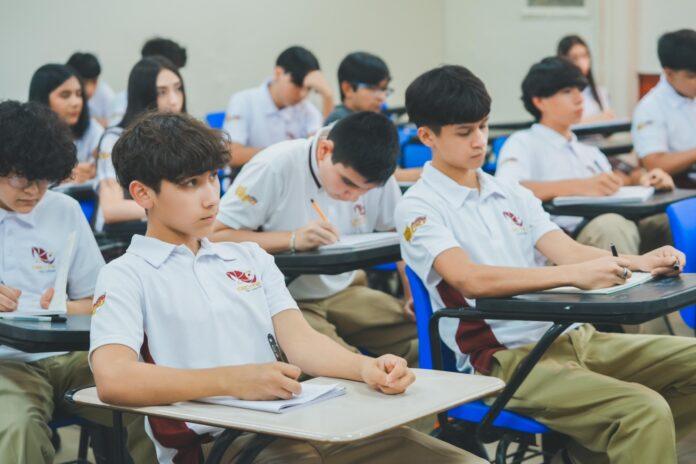 CECYTE BC DA LA BIENVENIDA A 10 MIL ALUMNOS DE NUEVO INGRESO.lasnoticias.info