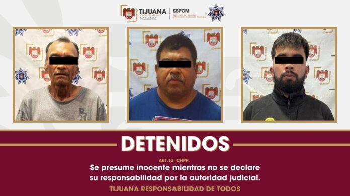 Asegura Policía Municipal a tres personas por robo simple a comercio