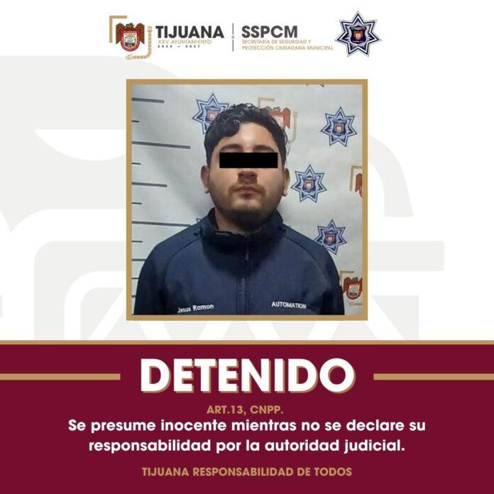Detienen a conductor por falsificación de documentos vehiculares, tras ser adquirido por Facebook