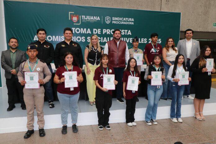 Encabeza Ismael Burgueño toma de protesta de 154 ‘Comisarios Sociales Juveniles’ de la Sindicatura Procuradora