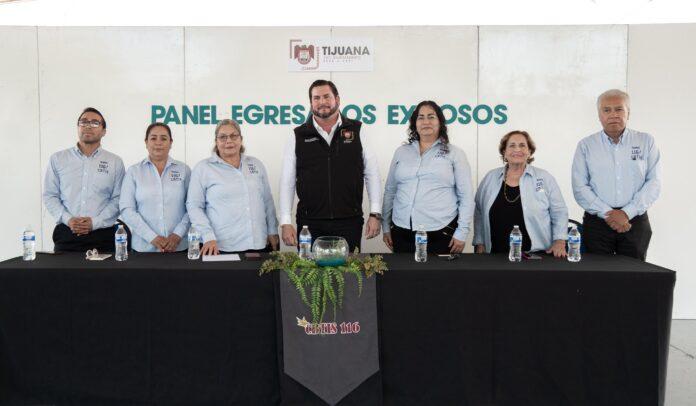 Participa Ismael Burgueño en Panel de Egresados Exitosos del CBTis 116
