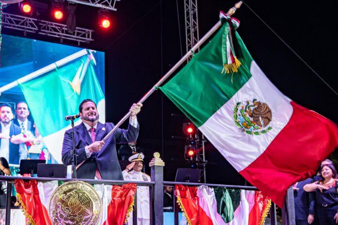 Encabeza Ismael Burgueño Ruiz Ceremonia del CCXV Aniversario del Grito de Independencia