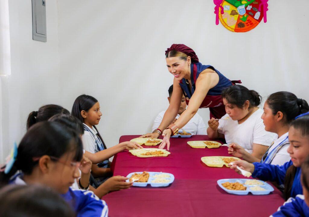 REDUCCIÓN HISTÓRICA DE LA POBREZA Y APOYO A 600 MIL ESTUDIANTES MARCAN GOBIERNO DE MARINA DEL PILAR.lasnoticias.info