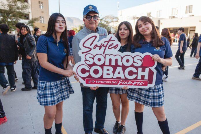 DIALOGA DIRECTOR GENERAL DE COBACH BC CON JÓVENES SOBRE CERO TOLERANCIA A LA VIOLENCIA.lasnoticias.info