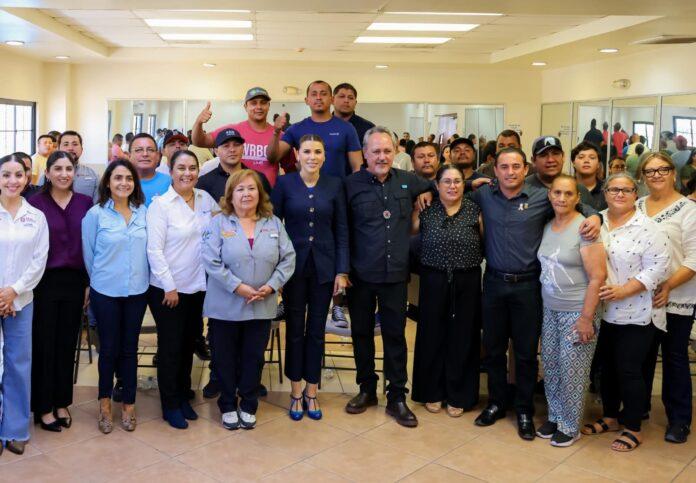 GOBERNADORA MARINA DEL PILAR ENCABEZA REUNIÓN CON PESCADORES DE SAN FELIPE PARA ESCUCHAR Y ATENDER SUS NECESIDADES.lasnoticias.info