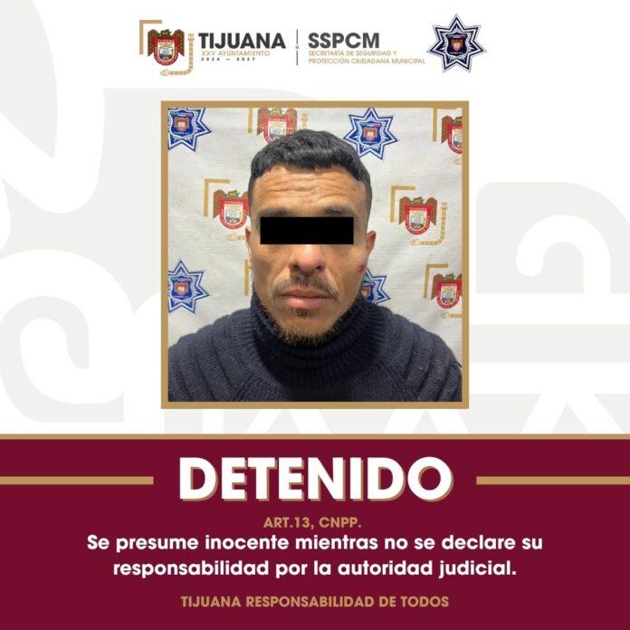 Asegura Policía Municipal a sujeto que intentaba ingresar a una vivienda