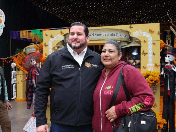 Inaugura Gobierno Municipal altar de muertos en honor a Ifigenia Martínez