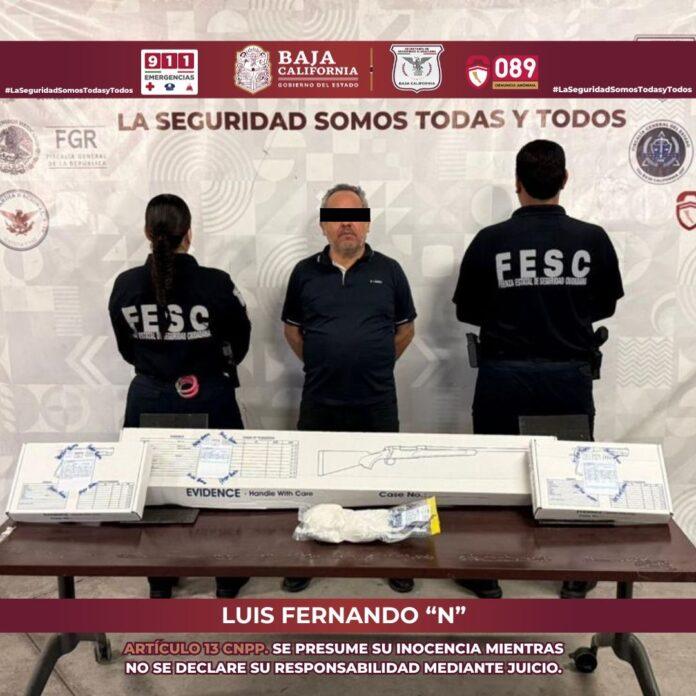 ASEGURA FUERZA ESTATAL A CONDUCTOR EN POSESIÓN DE ARMAS DE FUEGO EN PLAYAS DE ROSARITO.lasnoticias.info