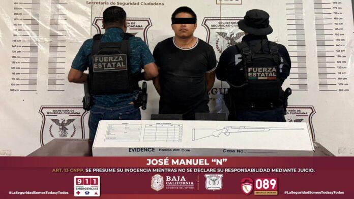 FUERZA ESTATAL ASEGURA DOS ARMAS DE FUEGO Y DETIENE A DOS PERSONAS EN TIJUANA.lasnoticias.info