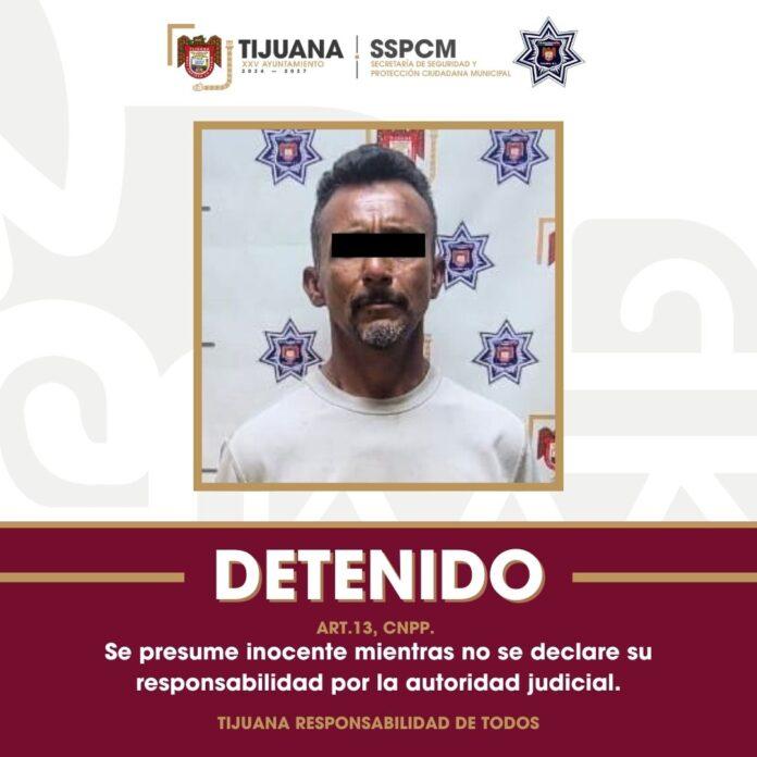 Asegura Policía Municipal a hombre por allanamiento y amenazas con arma prohibida