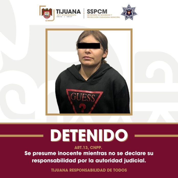 Asegura Policía Municipal de Tijuana a mujer tras muerte de menor por presunto maltrato físico