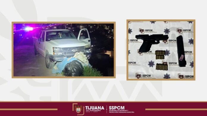 Asegura Policía Municipal de Tijuana a tres menores de edad por portación de arma de fuego