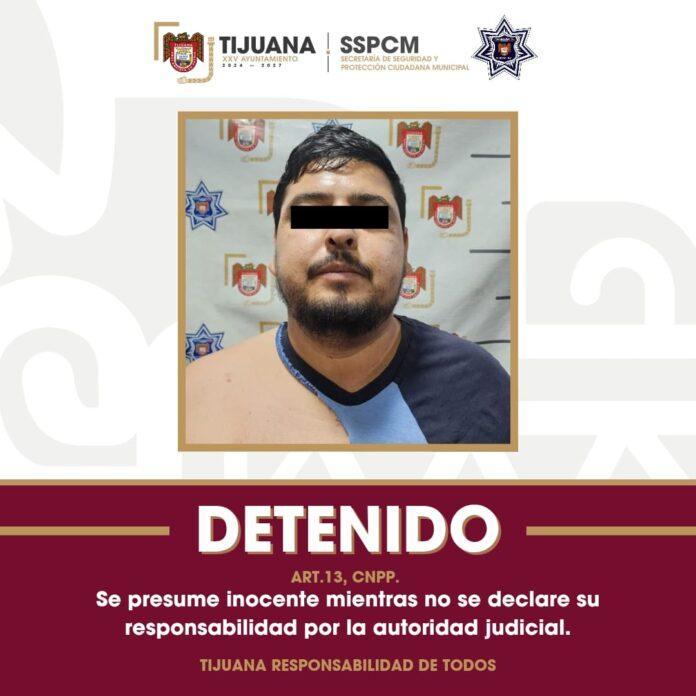 Detiene Policía Municipal a persona por intento de extorsión y agresión a oficiales