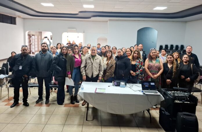 CAPACITAN A FAMILIARES SOBRE LAS FUNCIONES DE LOS CONSEJOS ESCOLARES DE PARTICIPACIÓN SOCIAL (CEPS).lasnoticias.info