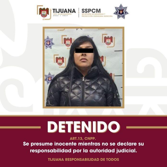 Asegura Policía Municipal de Tijuana a mujer por el delito de lesiones en la colonia Rancho La Higuerita