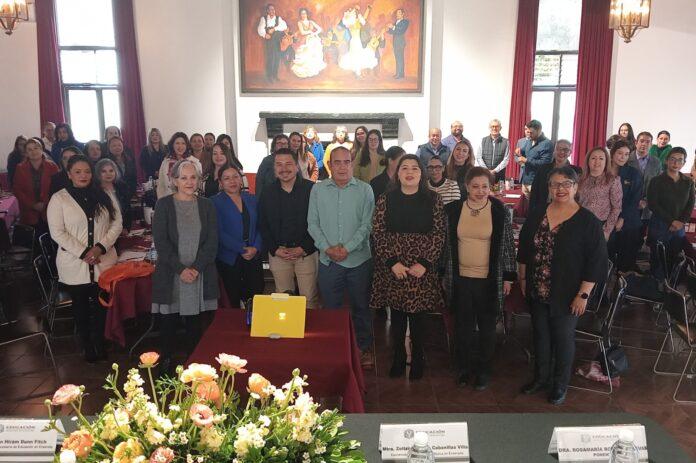 ASISTEN DOCENTES A SIMPOSIO MULTICULTURALISMO, DIVERSIDAD Y PEDAGOGÍA CRÍTICA.lasnoticias.info