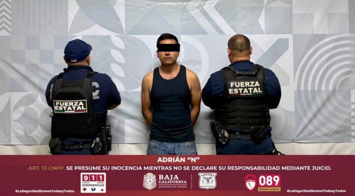 ACTÚA ESCUADRÓN VIOLETA Y DETIENE A HOMBRE POR VIOLENCIA FAMILIAR EN MEXICALI.lasnoticias.info