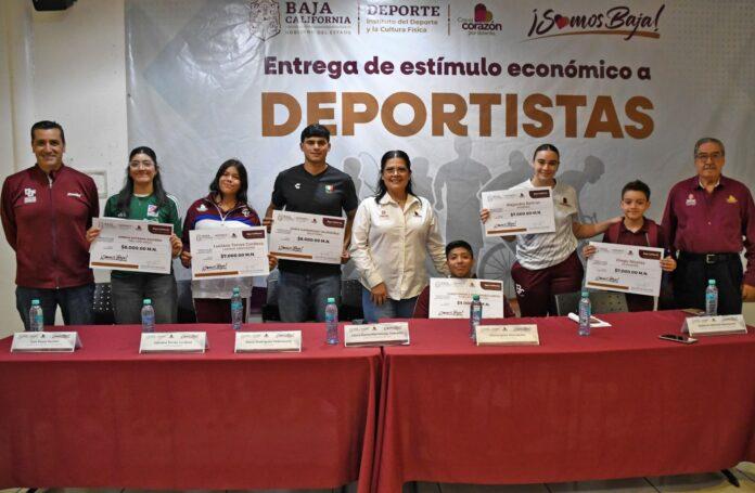 INDEBC FORTALECE EL DESARROLLO DEPORTIVO CON ENTREGA DE ESTÍMULOS ECONÓMICOS.lasnoticias.info.