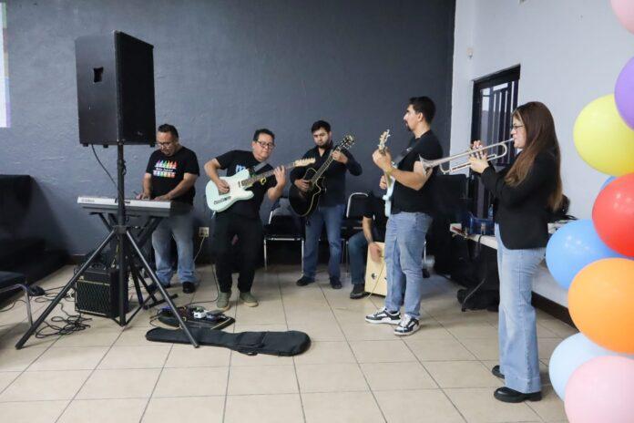 PARTICIPAN DOCENTES DE PREESCOLAR EN TALLER PARA REFORZAR LAS ARTES Y LA CIENCIA EN ROSARITO.lasnoticias.info