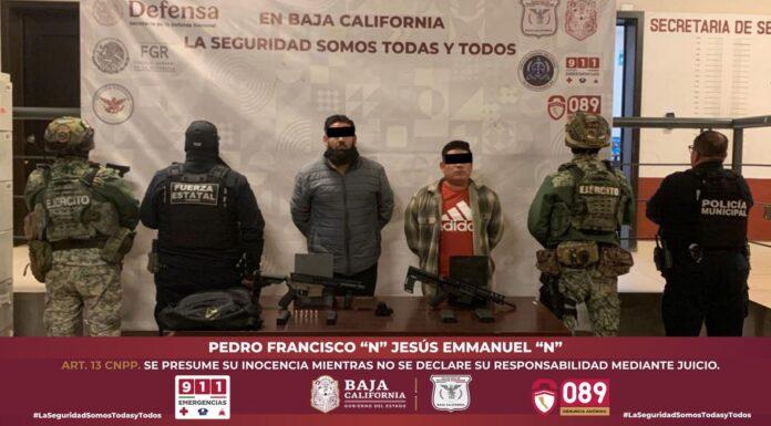 FUERZA ESTATAL DETIENE A DOS SUJETOS CON ARMAS LARGAS LISTAS PARA SER UTILIZADAS.lasnoticias.info