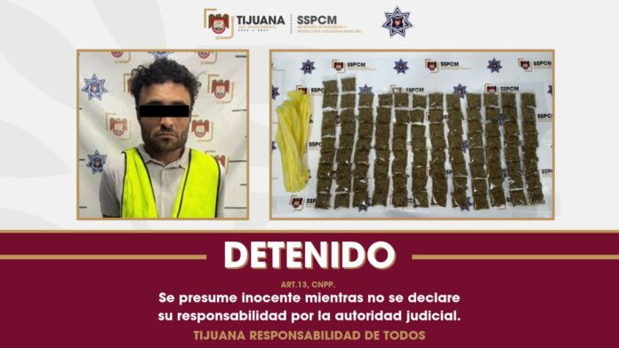 Arrestan elementos de la SSPCM a hombre por posesión de más de 90 envoltorios con presunta marihuana