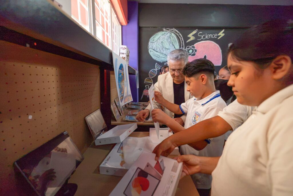 Inauguran aulas STEAM; proyecto del CCDER que beneficiará a 1 mil 500 alumnos de escuelas públicas de Playas de Rosarito
